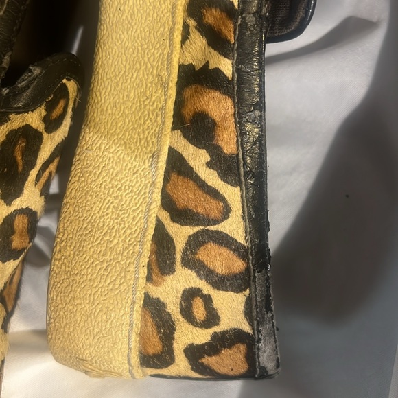 Sam Edelman leopard print slip ons size 7.5 - Picture 3 of 6